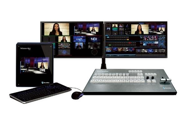 TriCaster Mini Advanced R2